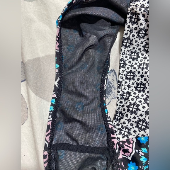 Torrid Slim Fix Underwire Push-Up Patterned One Piece Swimsuit Size 3X - Picture 13 of 15